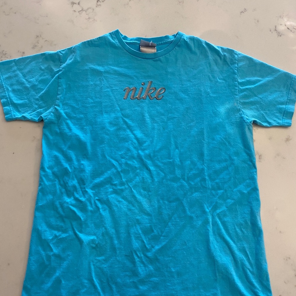 Nike tee - Picture 3 of 3